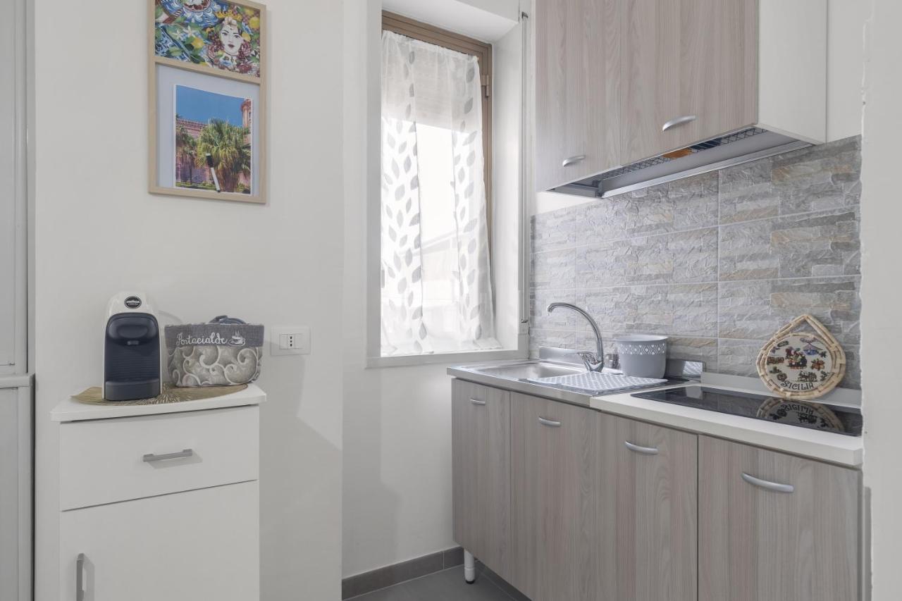 Casa Reale Apartment ปาแลร์โม ภายนอก รูปภาพ
